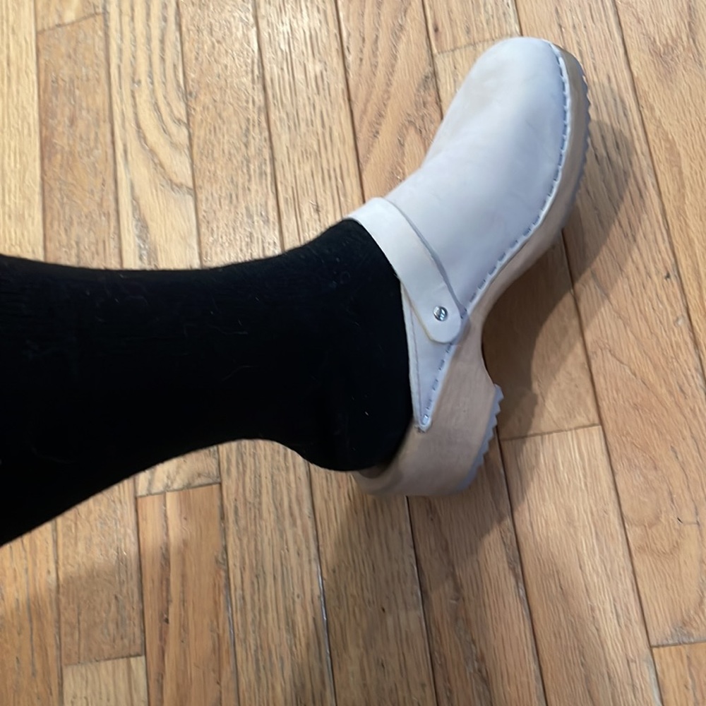 Mia Clog Ivory 7 - Picture 5 of 10